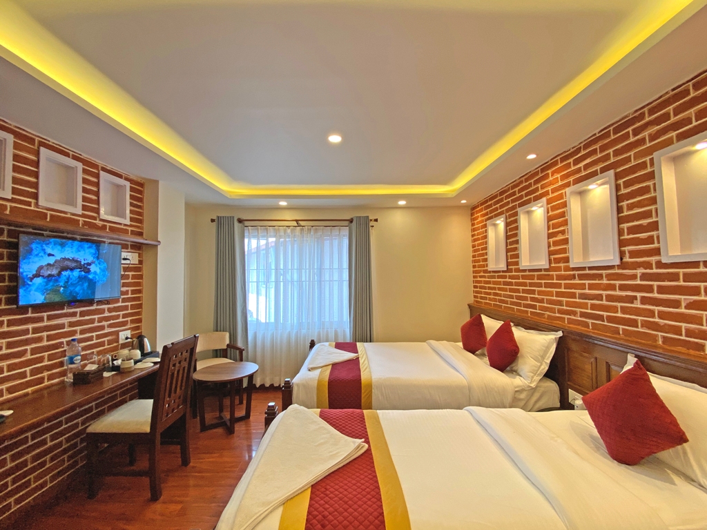 Deluxe Double or Twin Room